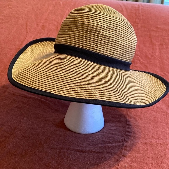 Ron Jon Woman’s Straw Hat with Black Ribbon & Trim with Adjustable Velcro Strip. - Picture 2 of 10